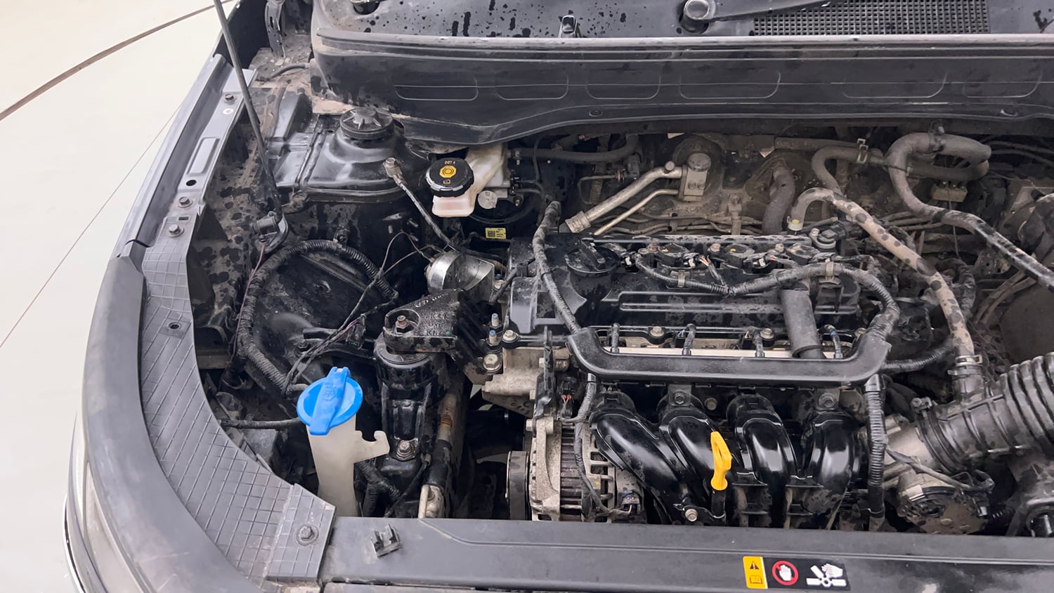 Used 2022 Hyundai Venue SX 1.2 Petrol Petrol Manual engine ENGINE RIGHT SIDE VIEW