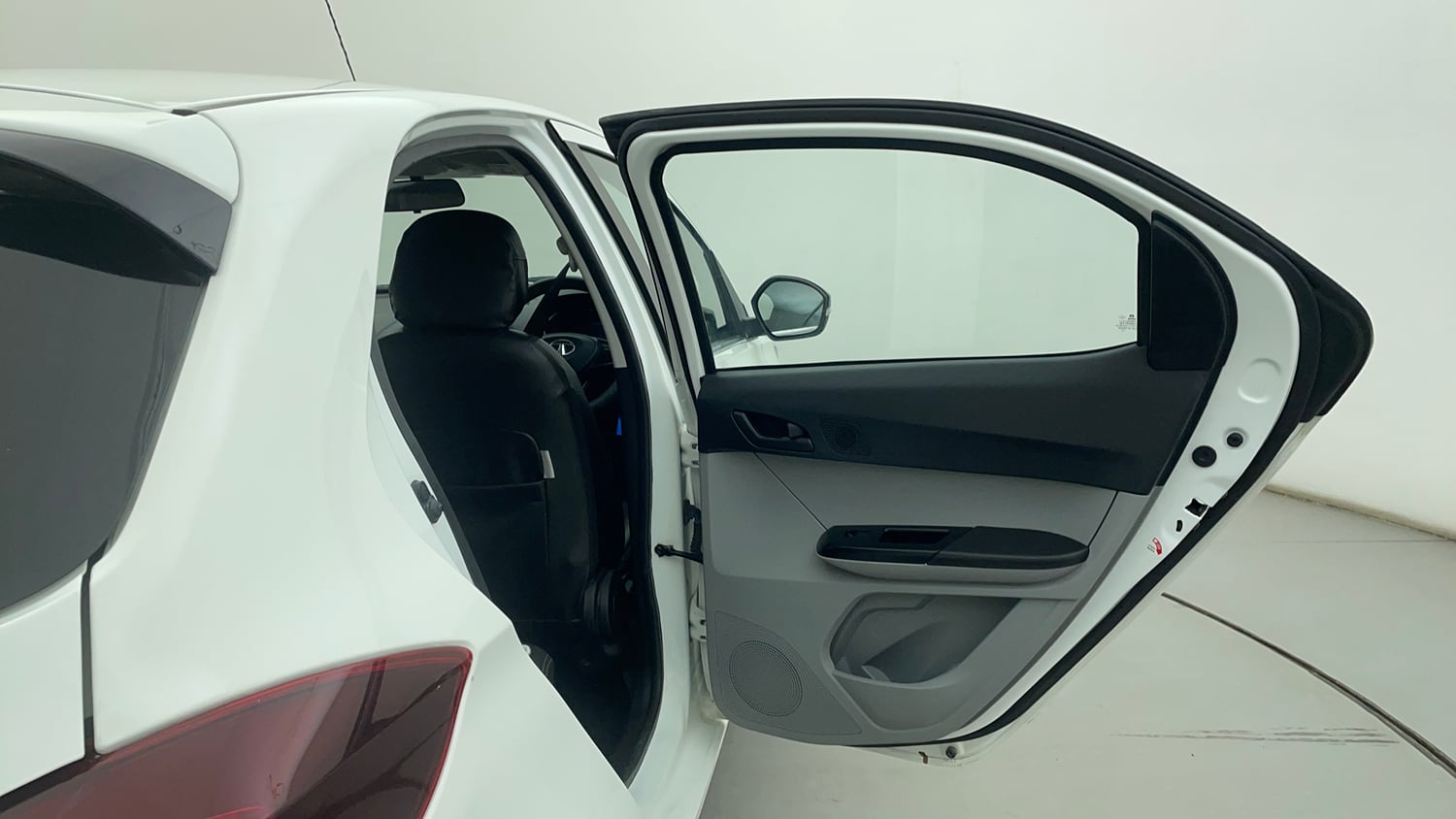 Used 2023 Tata Tiago XT CNG Cng Manual interior RIGHT REAR DOOR OPEN VIEW