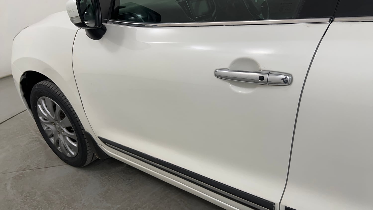 Used 2016 Maruti Suzuki Baleno Alpha 1.2 Petrol Manual dents MINOR SCRATCH