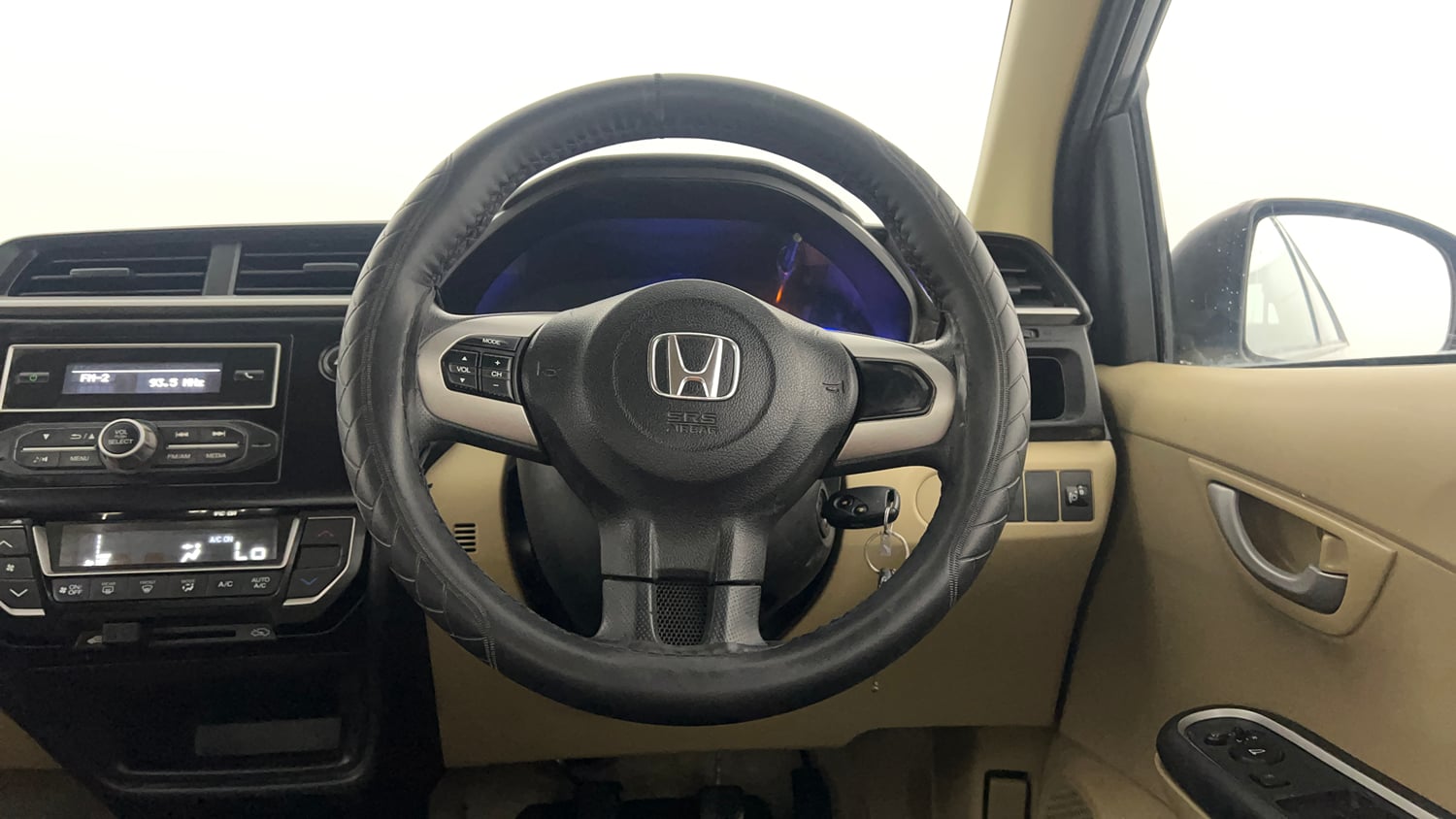 Used 2016 Honda Amaze 1.2 SX i-VTEC Petrol Manual interior STEERING VIEW