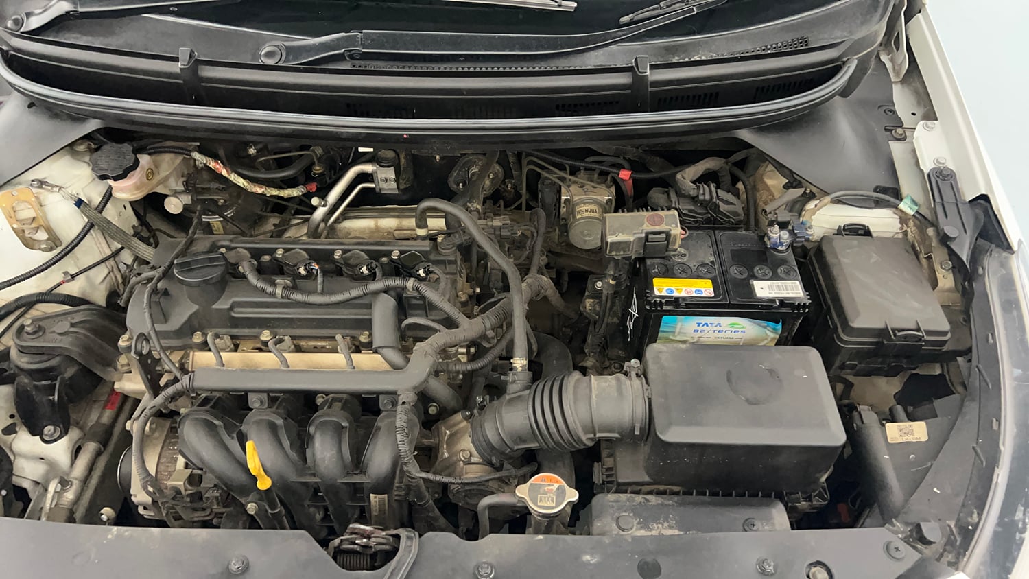 Used 2020 Hyundai Elite i20 Sportz Plus 1.2 Petrol Manual engine ENGINE LEFT SIDE VIEW