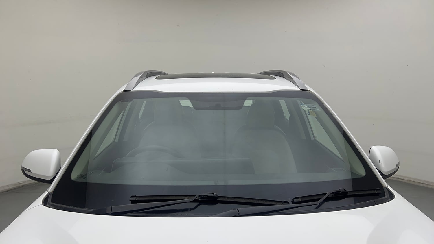 Used 2023 Kia Sonet HTX 1.5 Diesel Manual exterior FRONT WINDSHIELD VIEW
