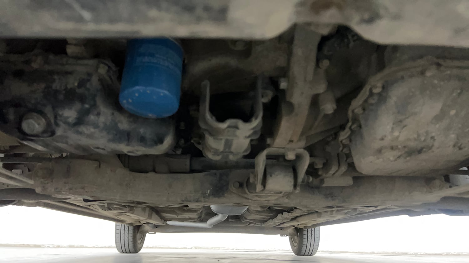 Used 2016 Hyundai Grand i10 Asta AT 1.2 Kappa VTVT Petrol Automatic extra FRONT LEFT UNDERBODY VIEW