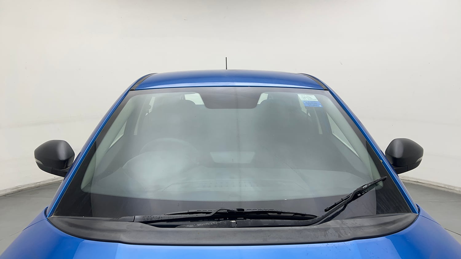 Used 2018 Tata Nexon XM Petrol Manual exterior FRONT WINDSHIELD VIEW