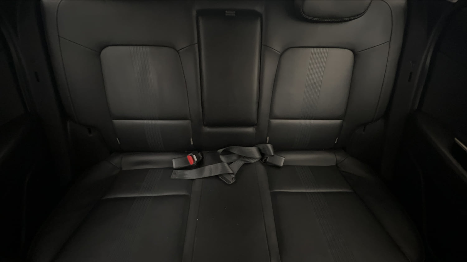 Used 2020 Hyundai New i20 Asta (O) 1.0 Turbo DCT Petrol Automatic interior REAR SEAT CONDITION VIEW