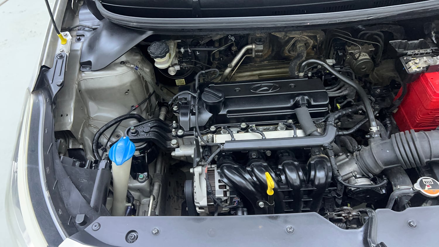 Used 2015 Hyundai Elite i20 Asta 1.2 Petrol Manual engine ENGINE RIGHT SIDE VIEW