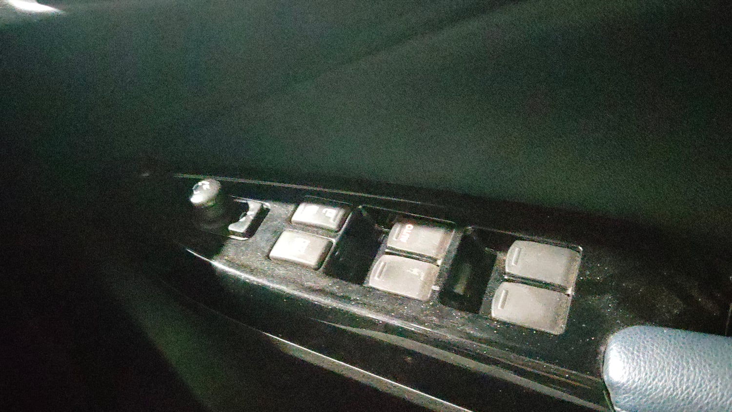 Used 2023 Maruti Suzuki Baleno Alpha AGS Petrol Automatic top_features Anti pinch power windows