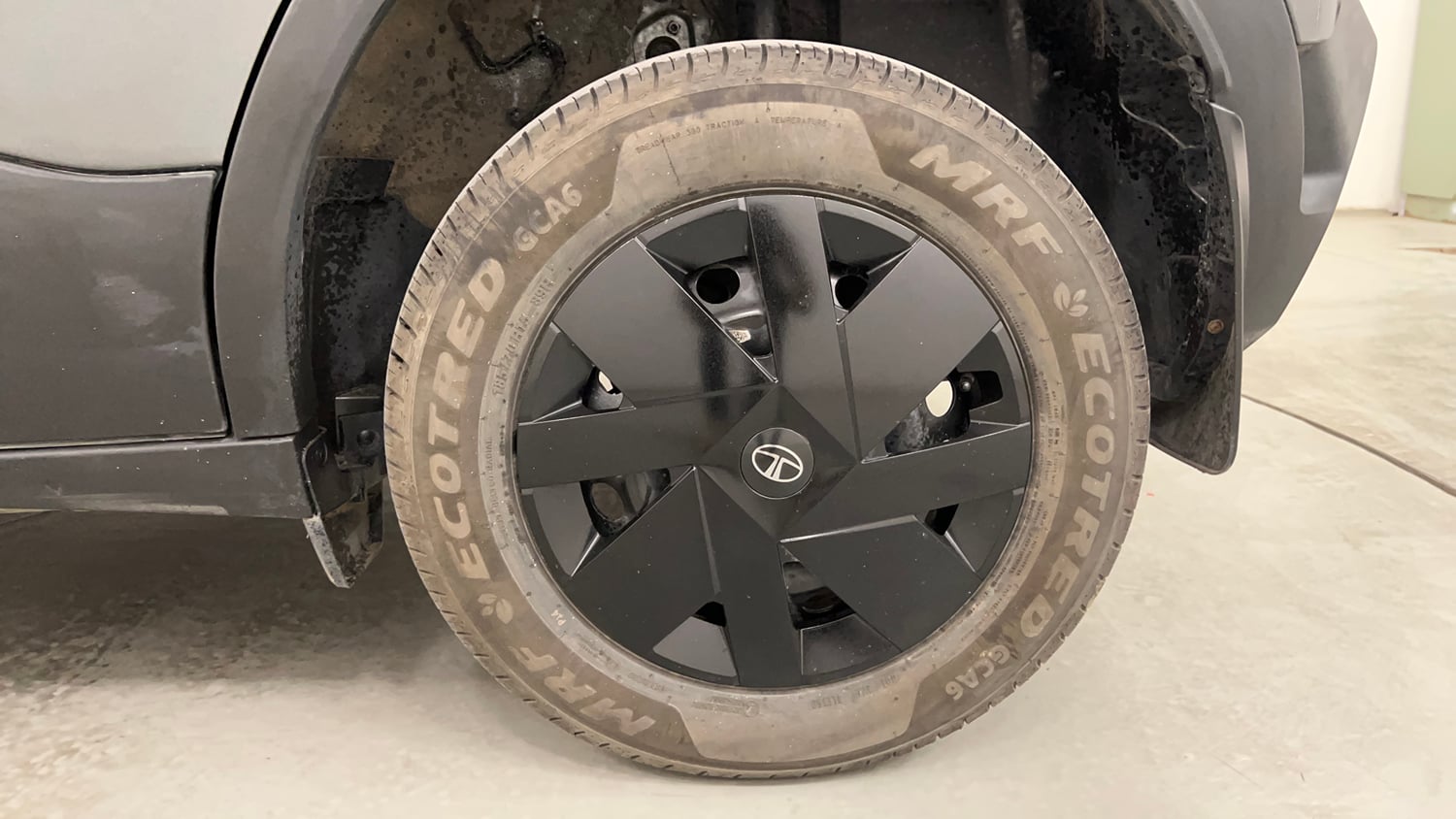 Used 2026 Tata Punch Pure + Petrol Manual tyres LEFT REAR TYRE RIM VIEW