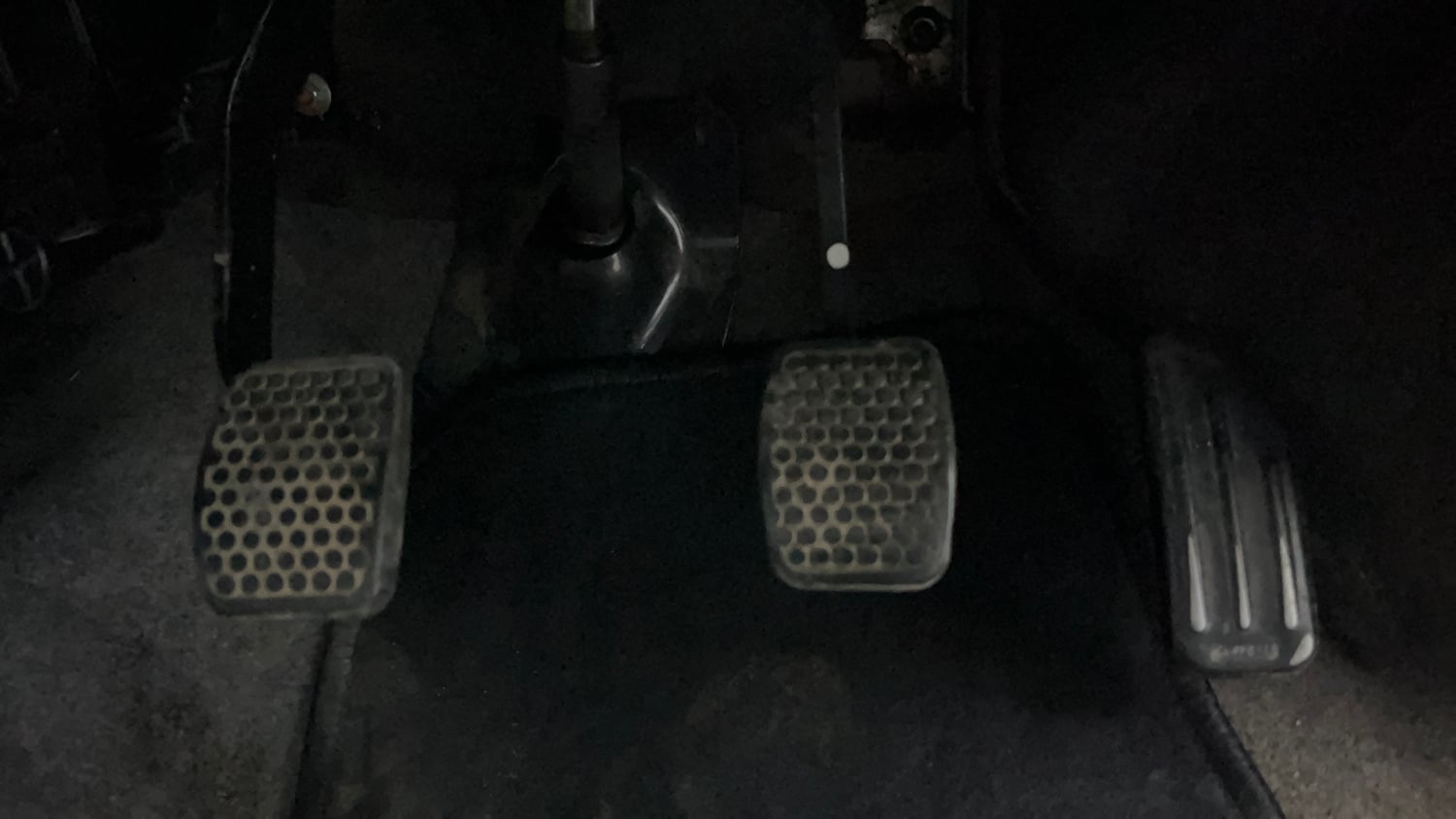 Used 2012 Maruti Suzuki Alto LXi BS-IV Petrol Manual interior PEDALS VIEW