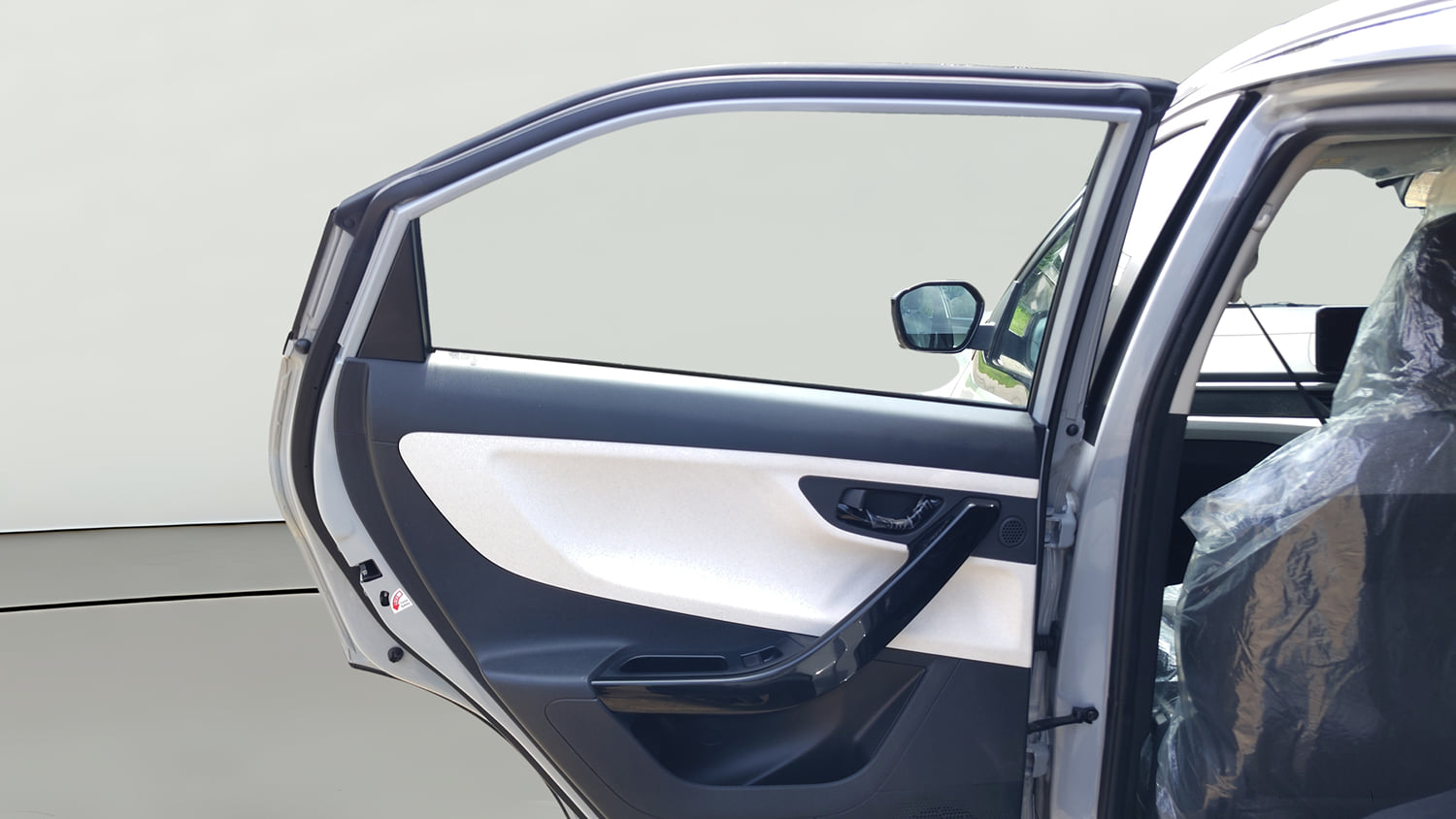 Used 2026 Tata Nexon Creative Plus (PS) 1.2 iCNG 6MT Dual Tone Cng Manual interior LEFT REAR DOOR OPEN VIEW