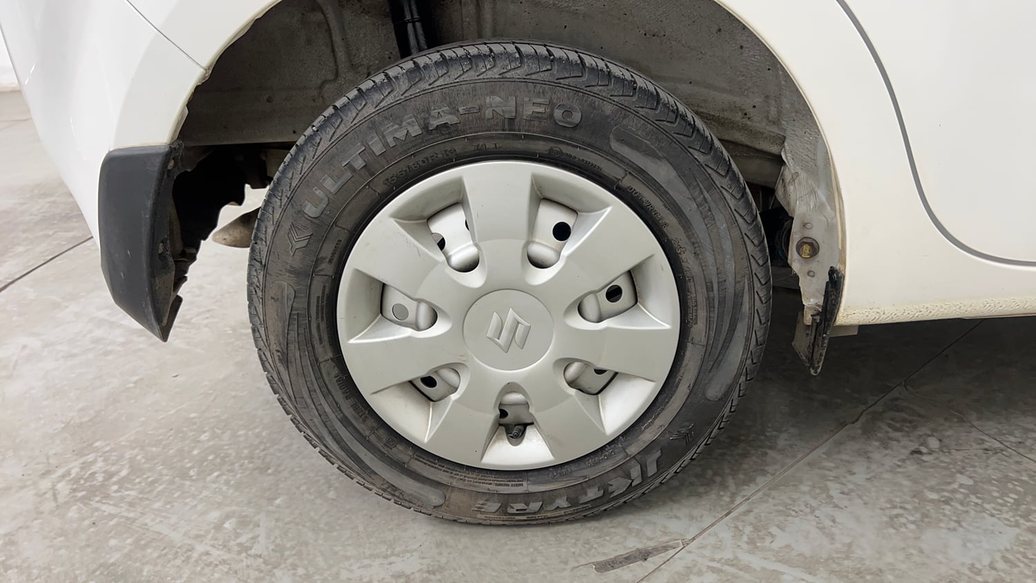 Used 2021 Maruti Suzuki Wagon R LXi 1.0 CNG Cng Manual tyres RIGHT REAR TYRE RIM VIEW