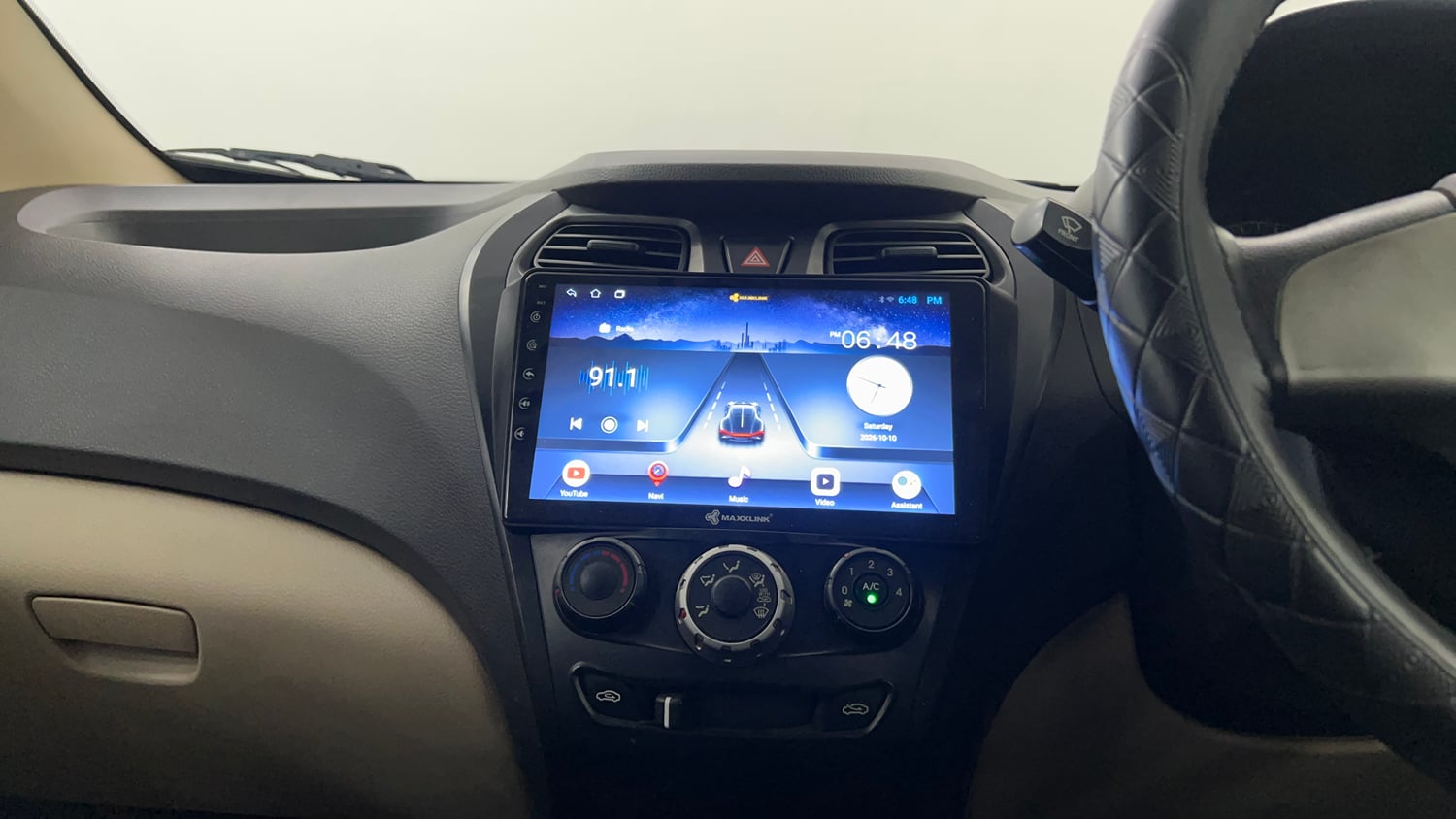 Used 2017 Hyundai Eon Era + AirBag Petrol Manual interior MUSIC SYSTEM & AC CONTROL VIEW