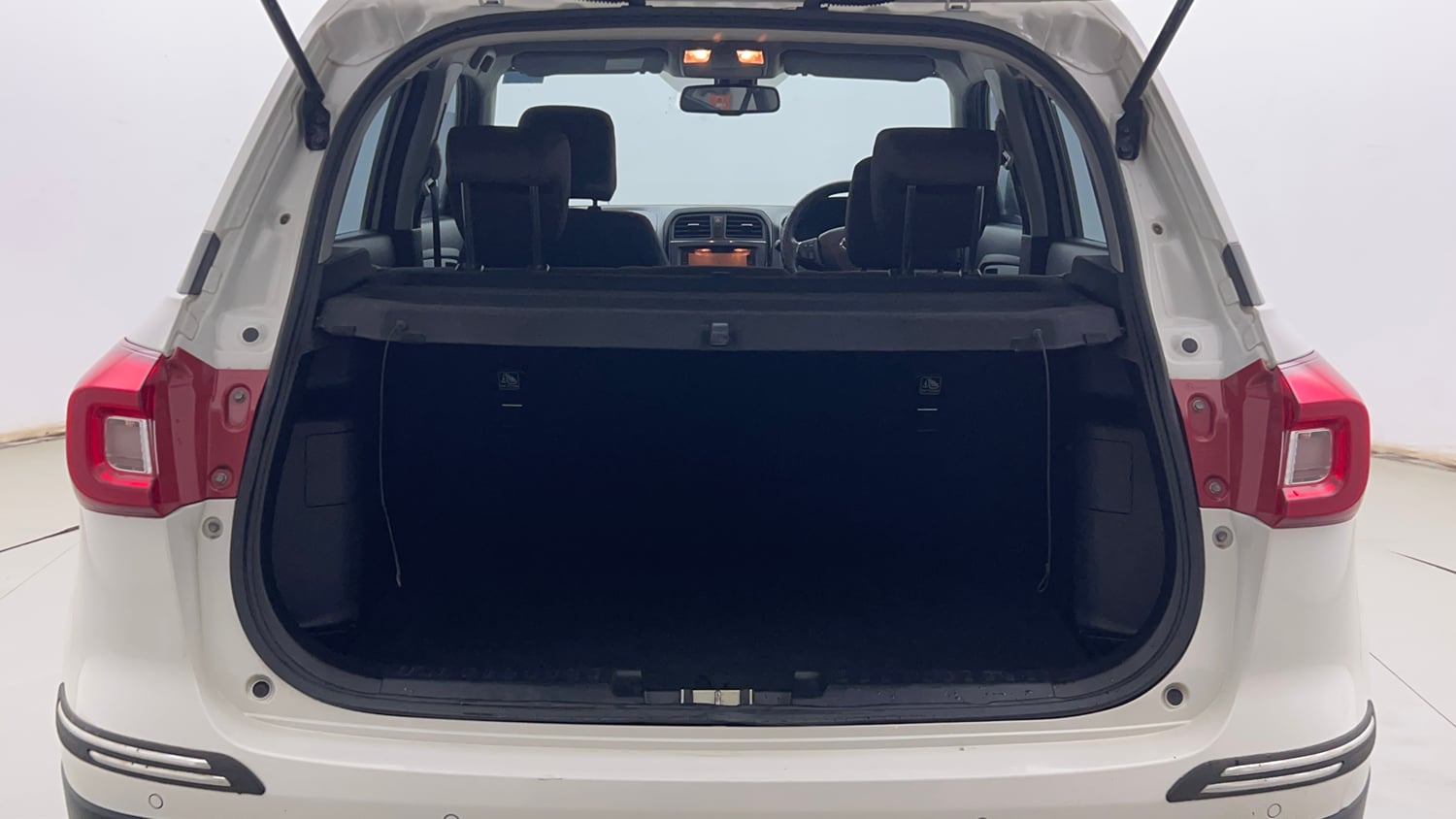 Used 2022 Toyota Urban Cruiser Premium Grade MT Petrol Manual interior DICKY INSIDE VIEW