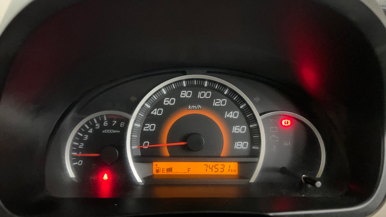 Used 2015 Maruti Suzuki Wagon R VXI Petrol Manual interior CLUSTERMETER VIEW