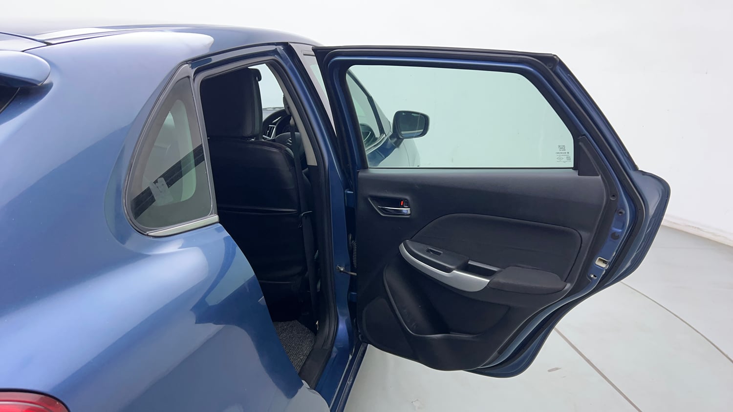 Used 2015 Maruti Suzuki Baleno Zeta 1.2 Petrol Manual interior RIGHT REAR DOOR OPEN VIEW