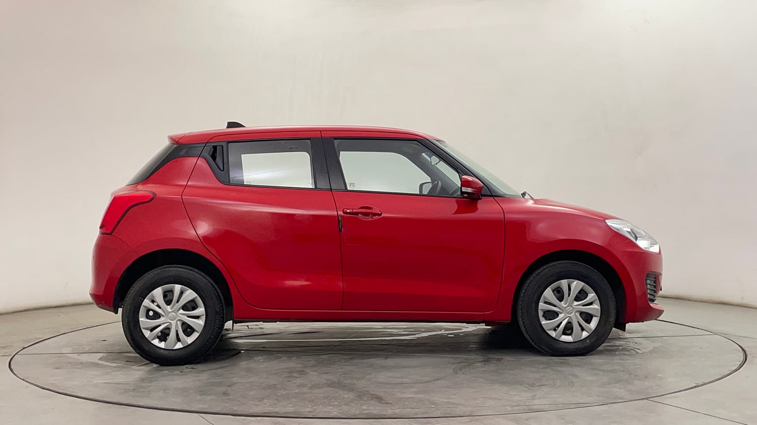 Used 2020 Maruti Suzuki Swift VXi Petrol Manual exterior RIGHT SIDE VIEW