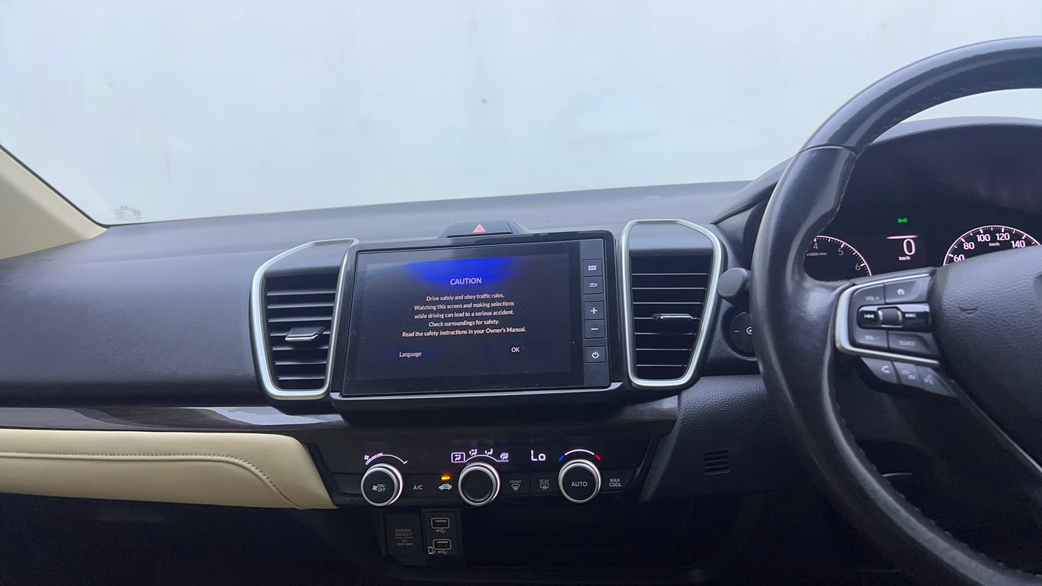 Used 2021 Honda City ZX Petrol Petrol Manual interior MUSIC SYSTEM & AC CONTROL VIEW