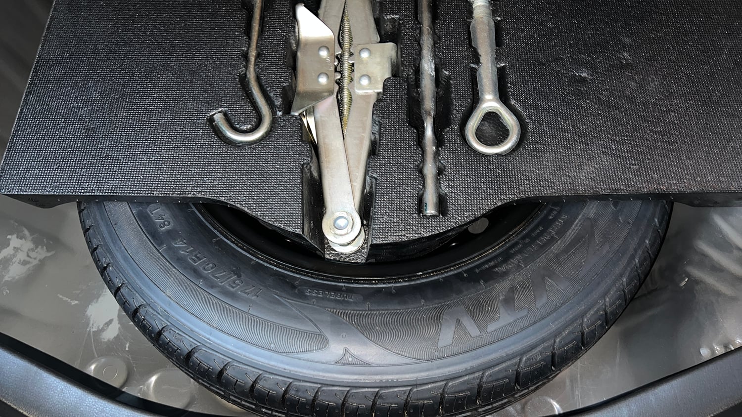 Used 2019 Honda Jazz VX Petrol Petrol Manual tyres SPARE TYRE VIEW