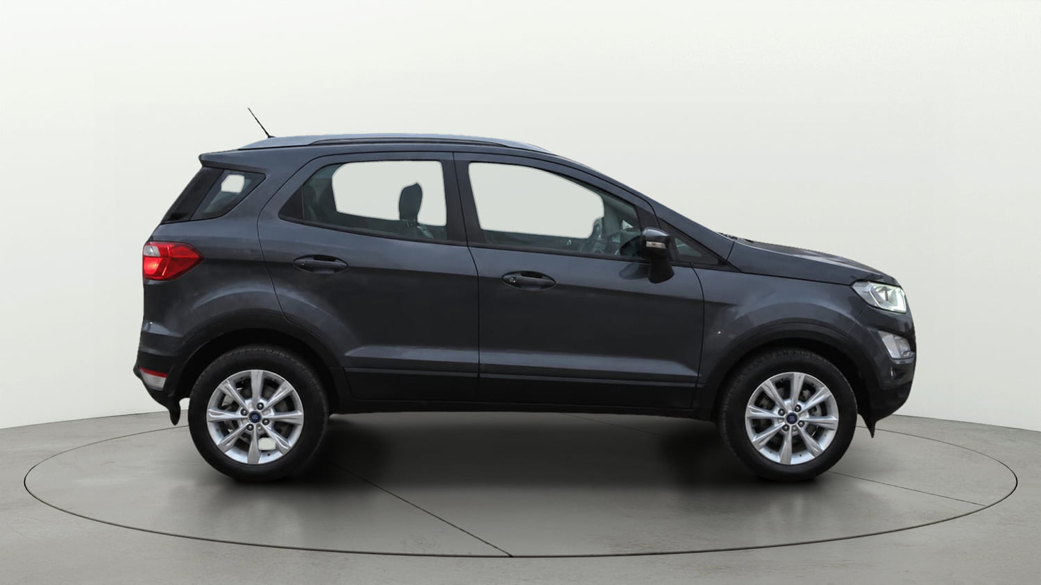 Used 2020 Ford EcoSport Titanium 1.5L TDCi Diesel Manual exterior RIGHT SIDE VIEW