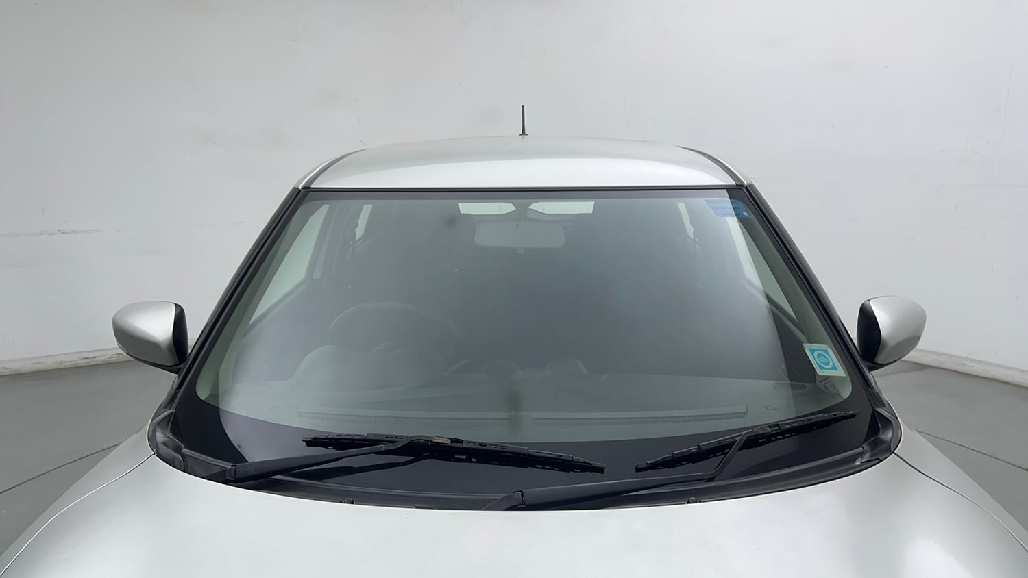 Used 2021 Maruti Suzuki Swift VXi Petrol Manual exterior FRONT WINDSHIELD VIEW
