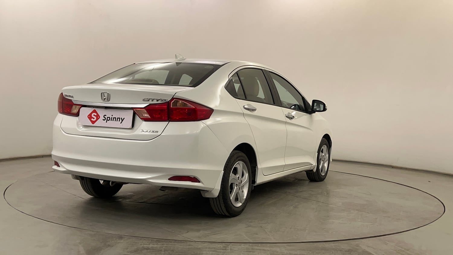 Used 2015 Honda City VX CVT Petrol Automatic exterior RIGHT REAR CORNER VIEW