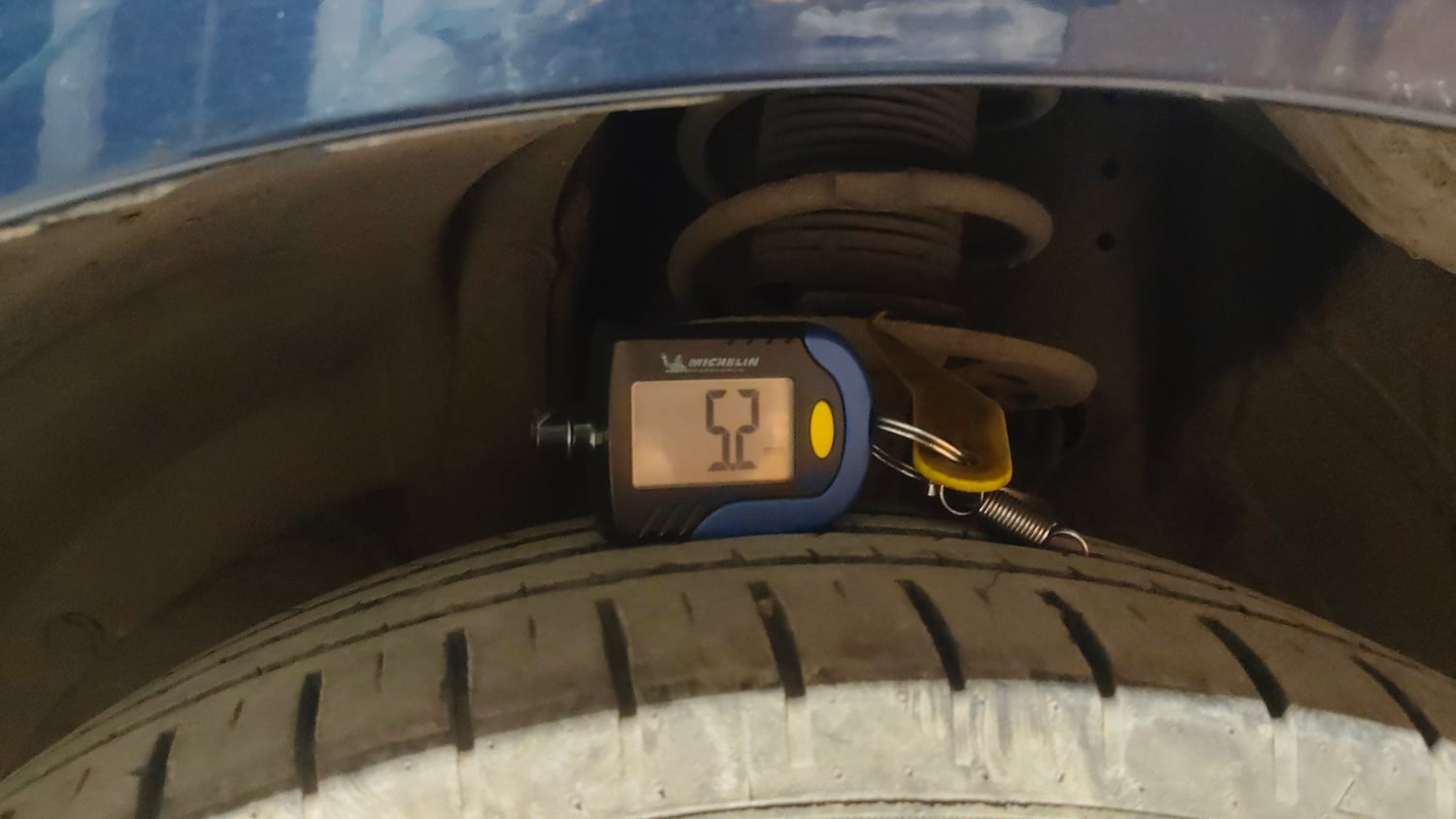 Used 2023 Maruti Suzuki Baleno Alpha AGS Petrol Automatic tyres LEFT FRONT TYRE TREAD VIEW