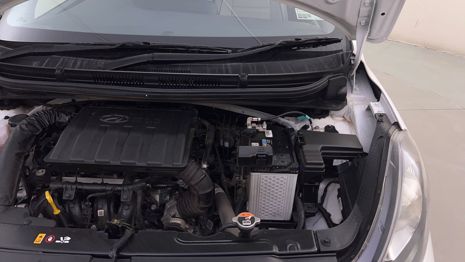 Used 2026 Hyundai Grand i10 Nios Magna 1.2 Kappa Petrol Manual engine ENGINE LEFT SIDE HINGE & APRON VIEW