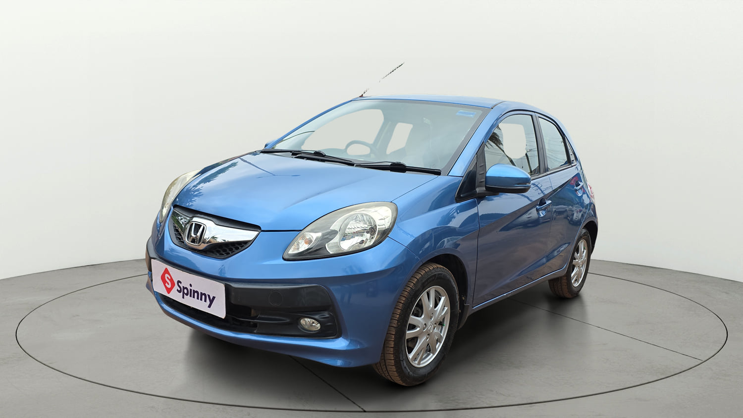 Used 2015 Honda Brio VX AT Petrol Automatic exterior LEFT FRONT CORNER VIEW