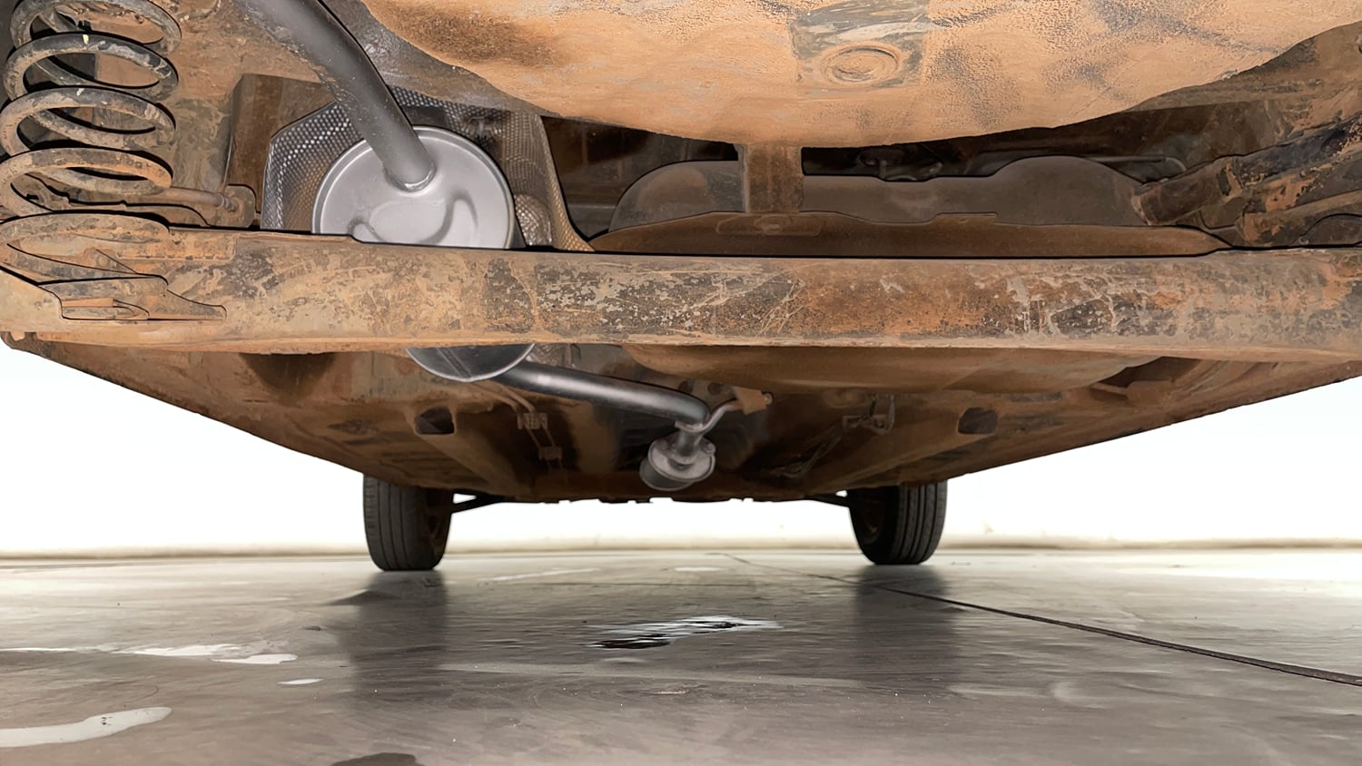Used 2023 Renault Kwid RXT 1.0 Petrol Manual extra REAR UNDERBODY VIEW (TAKEN FROM REAR)