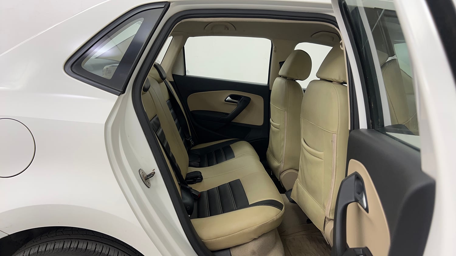 Used 2016 Volkswagen Ameo Comfortline 1.2L (P) Petrol Manual interior RIGHT SIDE REAR DOOR CABIN VIEW
