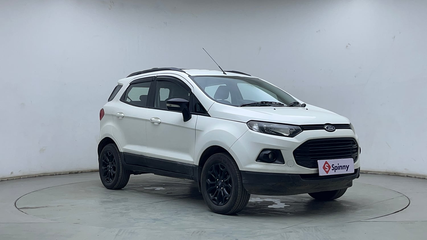 Used 2017 Ford EcoSport Titanium 1.5L TDCi Diesel Manual exterior RIGHT FRONT CORNER VIEW