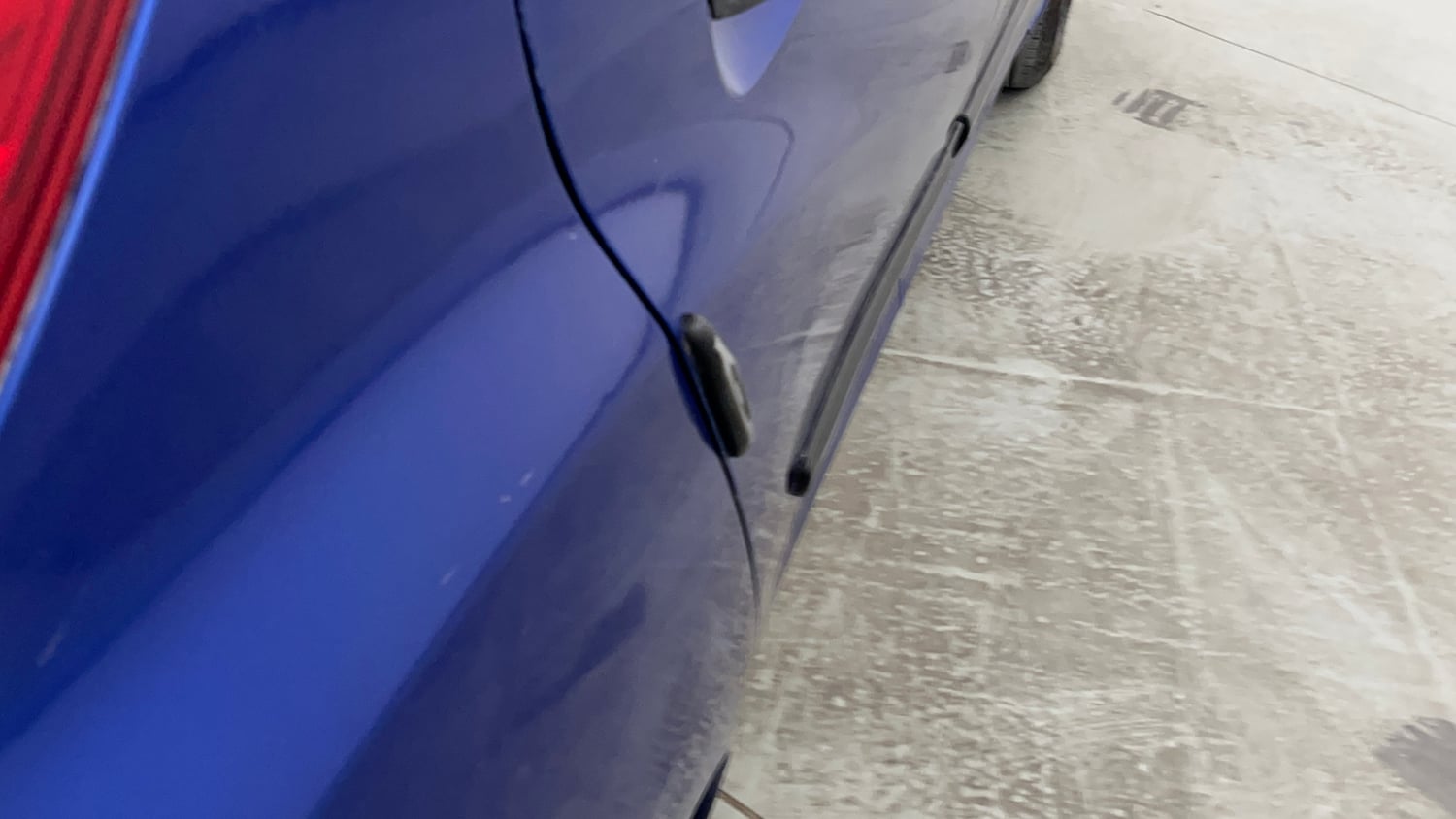 Used 2017 Hyundai Eon Era + AirBag Petrol Manual dents MINOR DENT