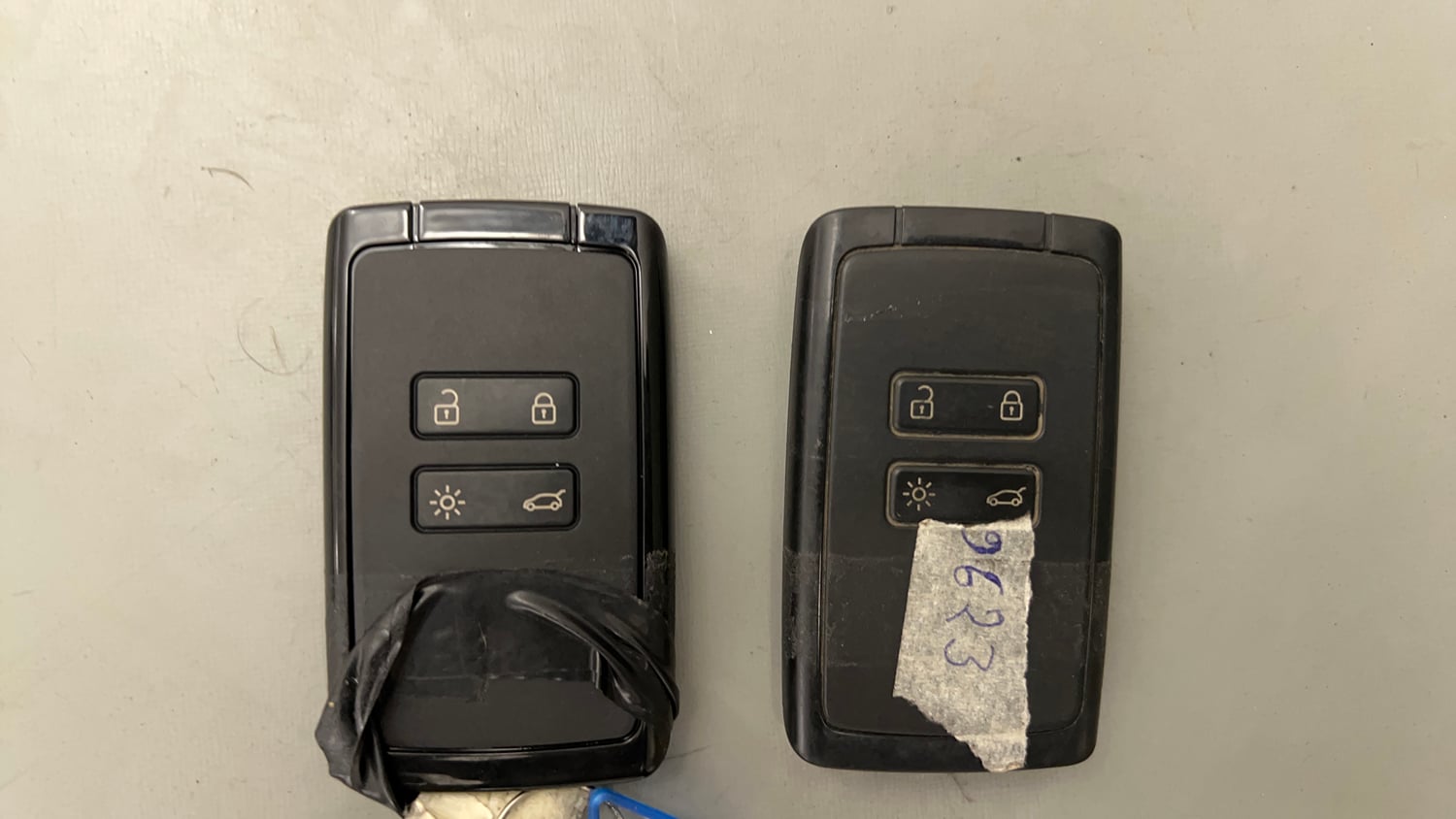 Used 2023 Renault Triber RXZ Petrol Manual extra CAR KEY VIEW