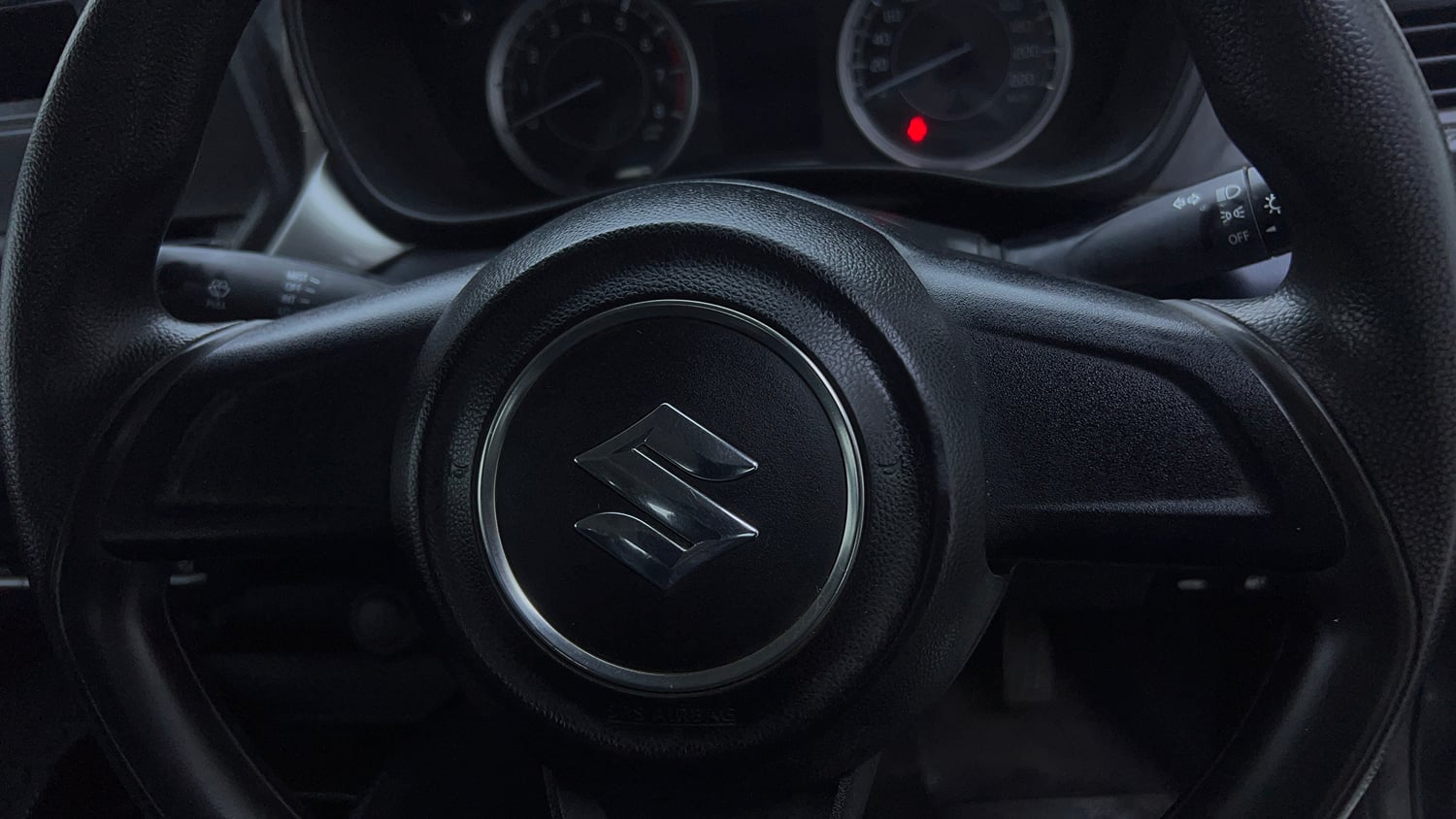 Used 2022 Maruti Suzuki Baleno Sigma MT Petrol Manual top_features Airbags