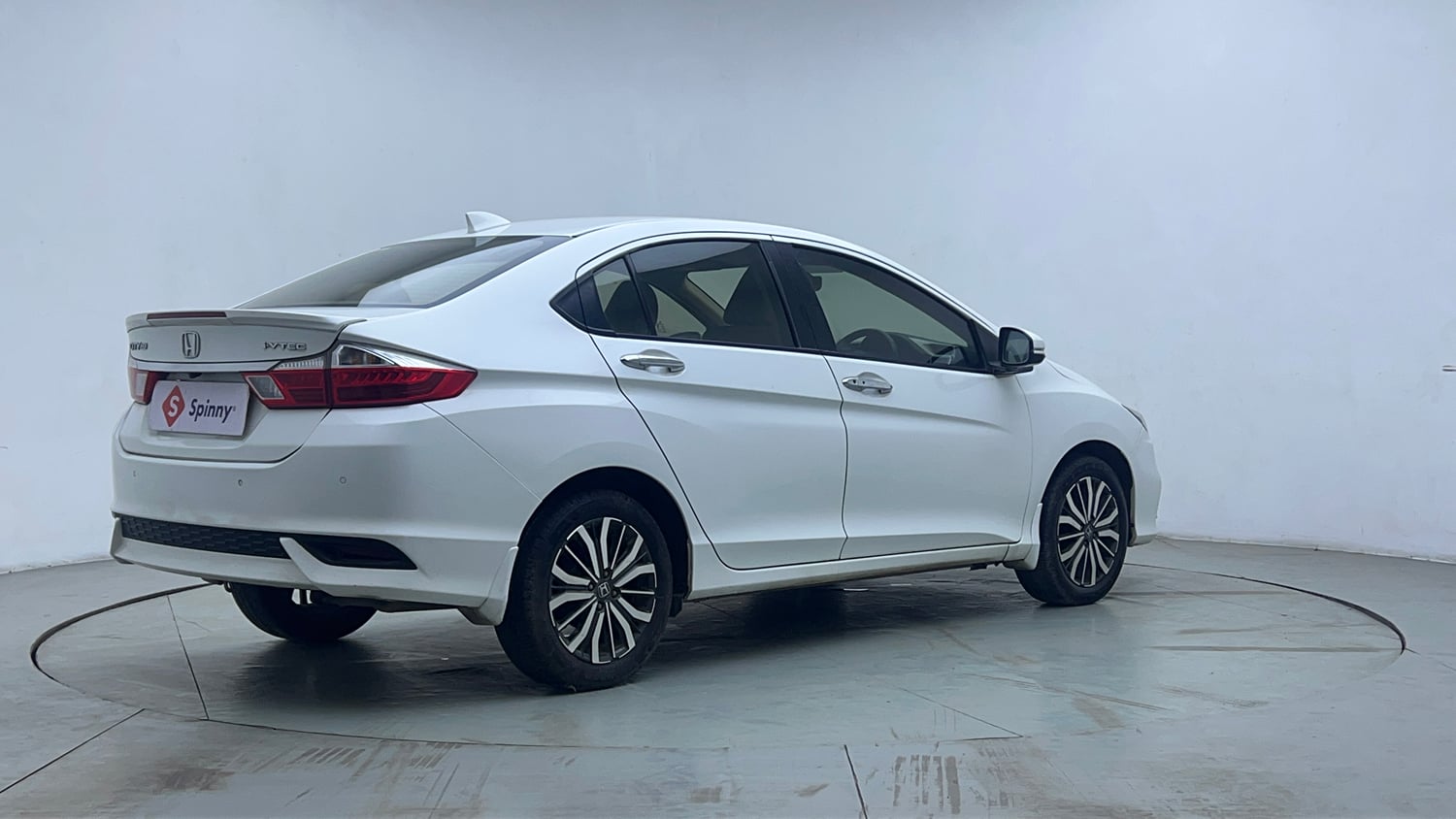 Used 2020 Honda City ZX CVT Petrol Petrol Automatic exterior RIGHT REAR CORNER VIEW