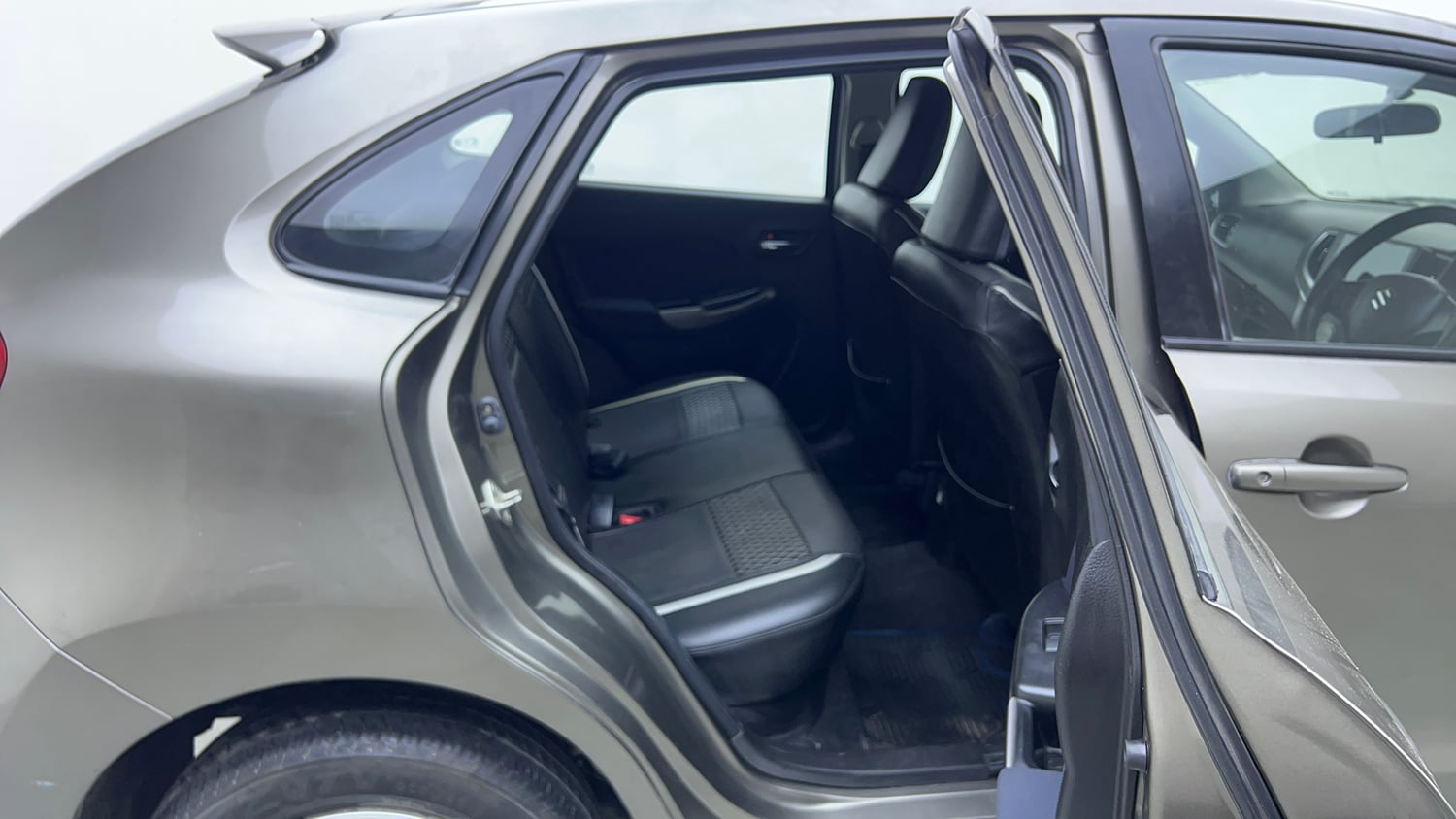 Used 2019 Maruti Suzuki Baleno Delta Petrol Manual interior RIGHT SIDE REAR DOOR CABIN VIEW