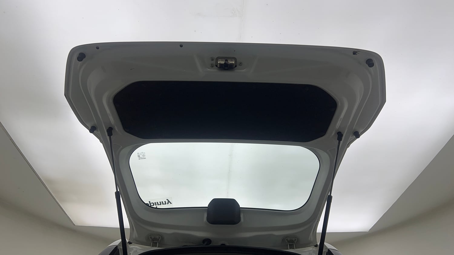 Used 2019 Maruti Suzuki Wagon R 1.0 LXi 1.0 Petrol Manual interior DICKY DOOR OPEN VIEW