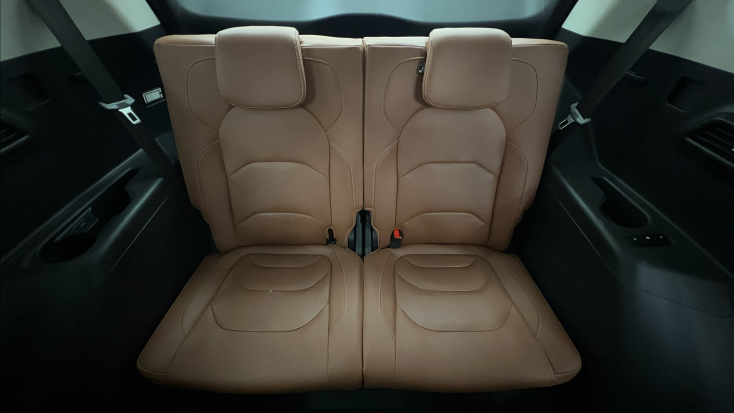 Used 2021 MG Motors Hector Plus Sharp 1.5 Petrol Turbo CVT 6-STR Petrol Automatic interior THIRD ROW SEAT