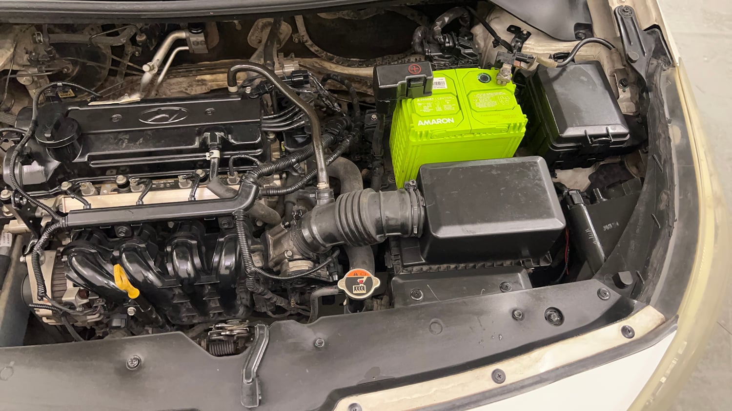 Used 2016 Hyundai Elite i20 Magna 1.2 Petrol Manual engine ENGINE LEFT SIDE VIEW