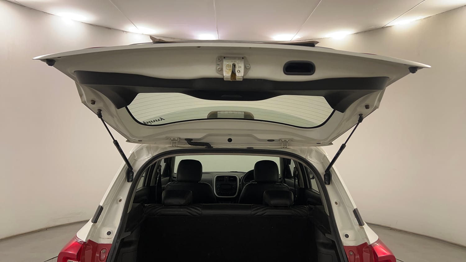 Used 2022 maruti-suzuki Vitara Brezza VXi Petrol Manual interior DICKY DOOR OPEN VIEW