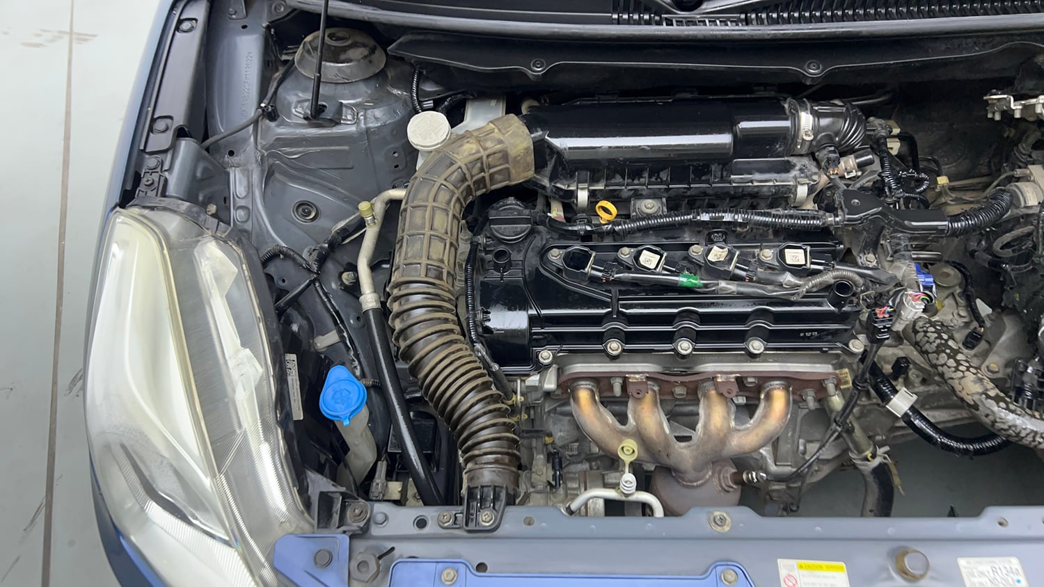 Used 2015 Maruti Suzuki Baleno Zeta 1.2 Petrol Manual engine ENGINE RIGHT SIDE VIEW