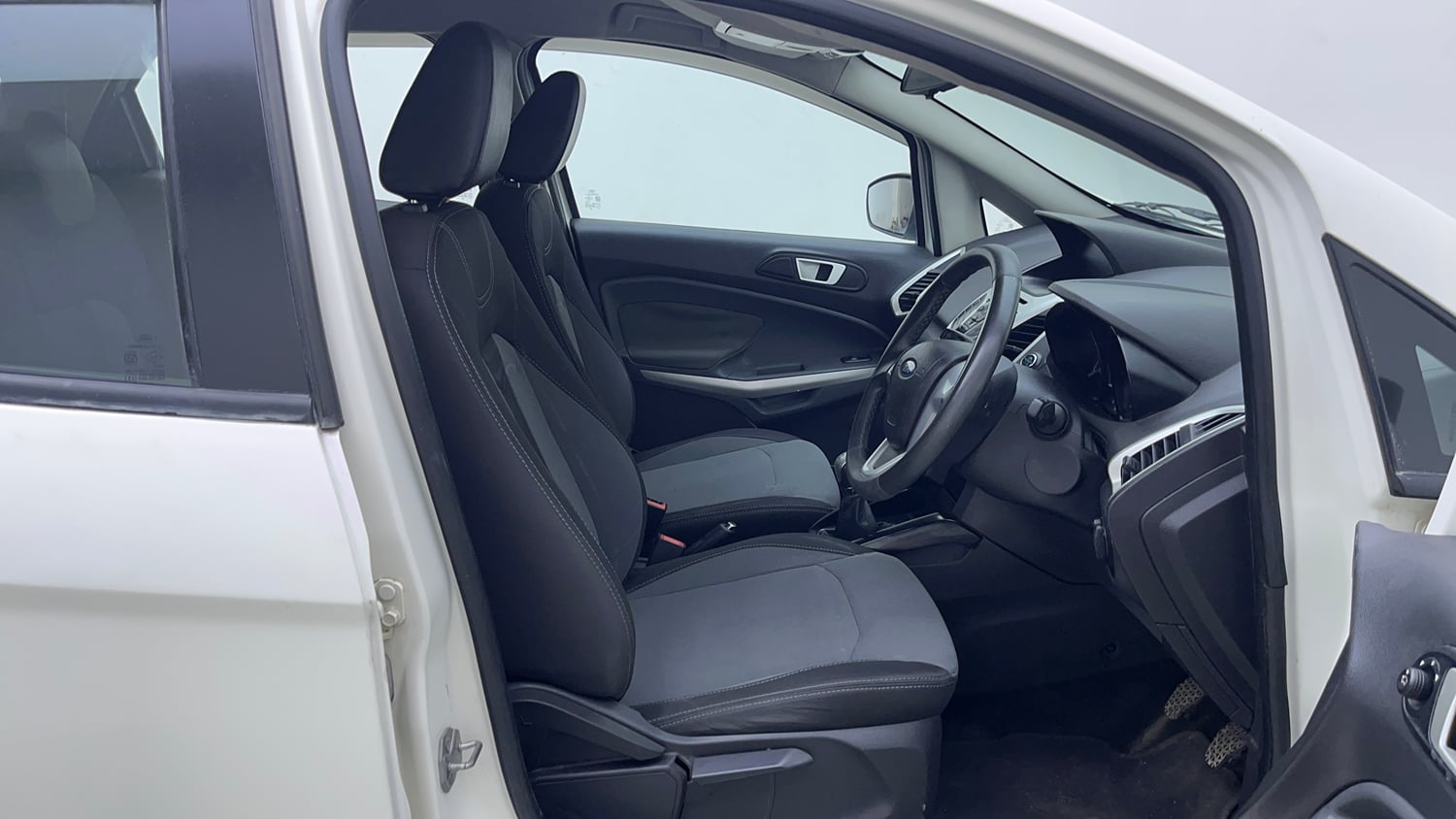Used 2017 Ford EcoSport Titanium 1.5L TDCi Diesel Manual interior RIGHT SIDE FRONT DOOR CABIN VIEW
