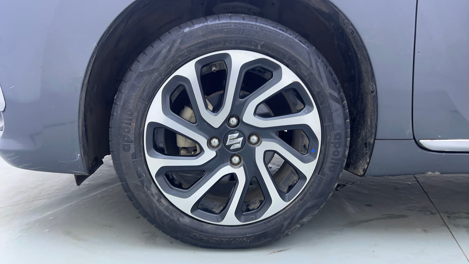 Used 2022 Maruti Suzuki Baleno Alpha MT Petrol Manual tyres LEFT FRONT TYRE RIM VIEW