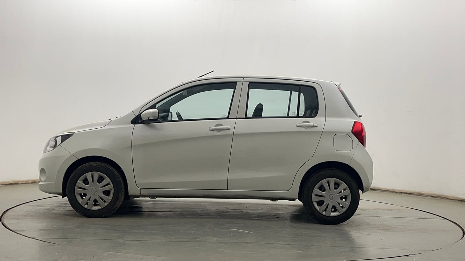 Used 2015 Maruti Suzuki Celerio ZXi AMT Petrol Automatic exterior LEFT SIDE VIEW