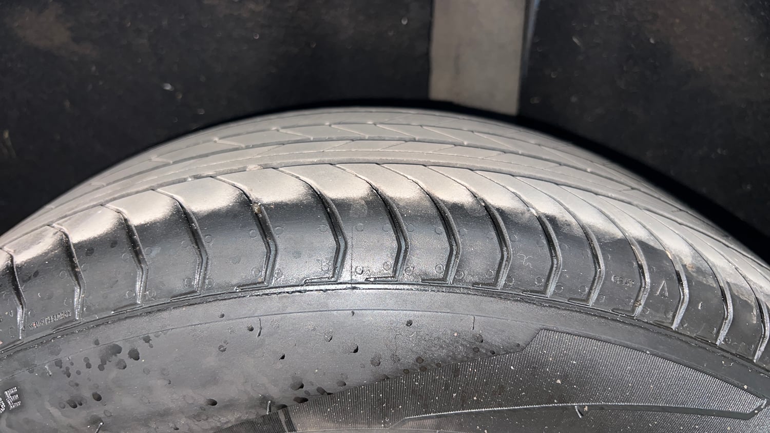 Used 2018 Ford EcoSport Trend + 1.5L Ti-VCT AT Petrol Automatic tyres LEFT REAR TYRE TREAD VIEW