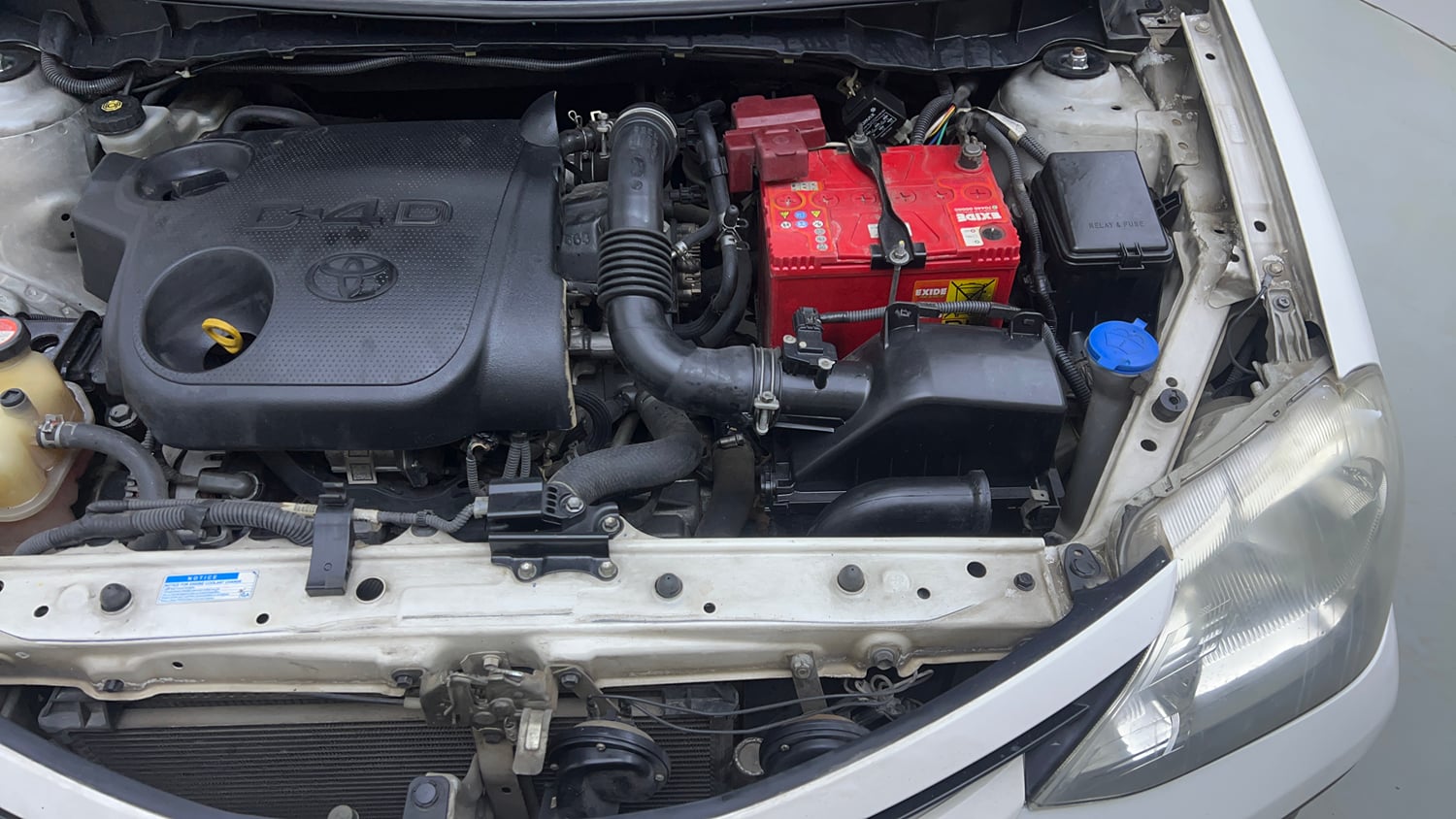 Used 2017 Toyota Etios Liva GXD Diesel Manual engine ENGINE LEFT SIDE VIEW