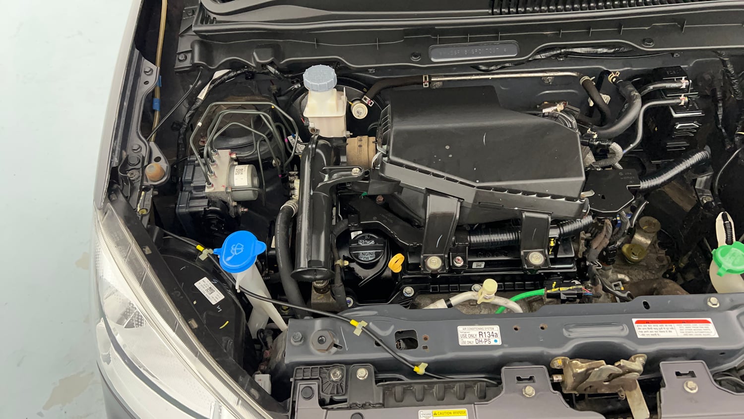 Used 2023 Maruti Suzuki Alto K10 VXi Petrol Manual engine ENGINE RIGHT SIDE VIEW