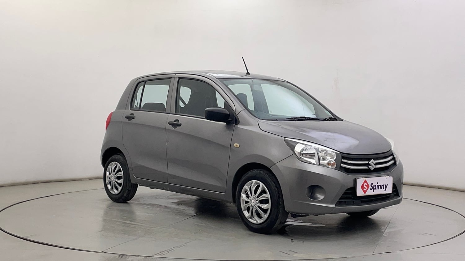 Used 2014 Maruti Suzuki Celerio VXi AMT Petrol Automatic exterior RIGHT FRONT CORNER VIEW