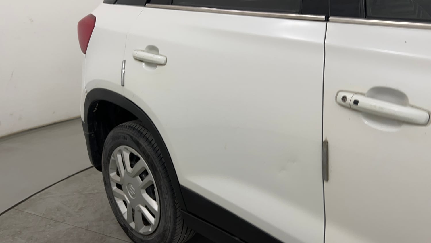 Used 2022 maruti-suzuki Vitara Brezza VXi Petrol Manual dents MINOR SCRATCH