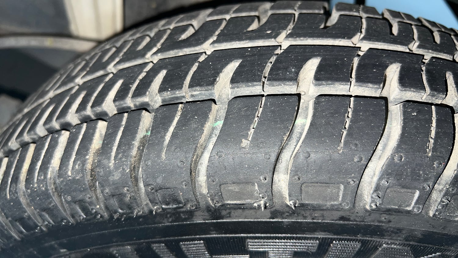 Used 2016 Maruti Suzuki Alto 800 VXi Petrol Manual tyres LEFT REAR TYRE TREAD VIEW